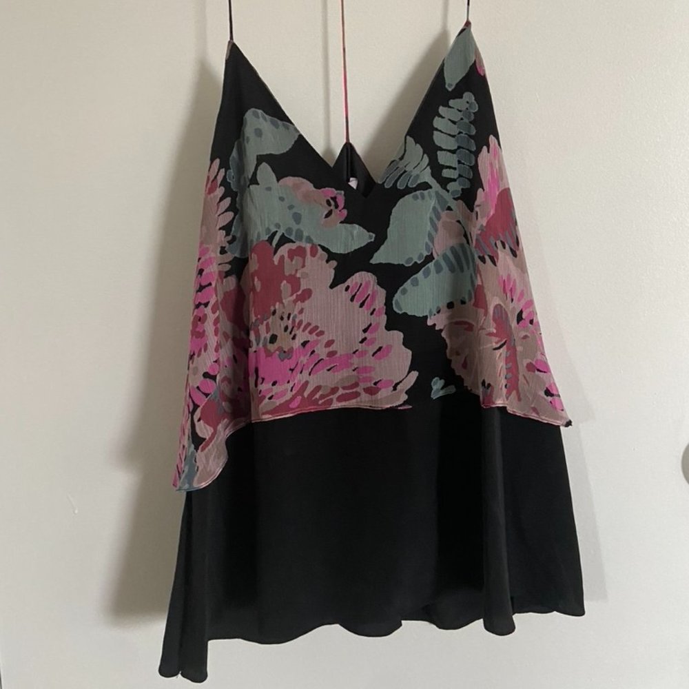 Elizabeth & James Tank Top Blouse